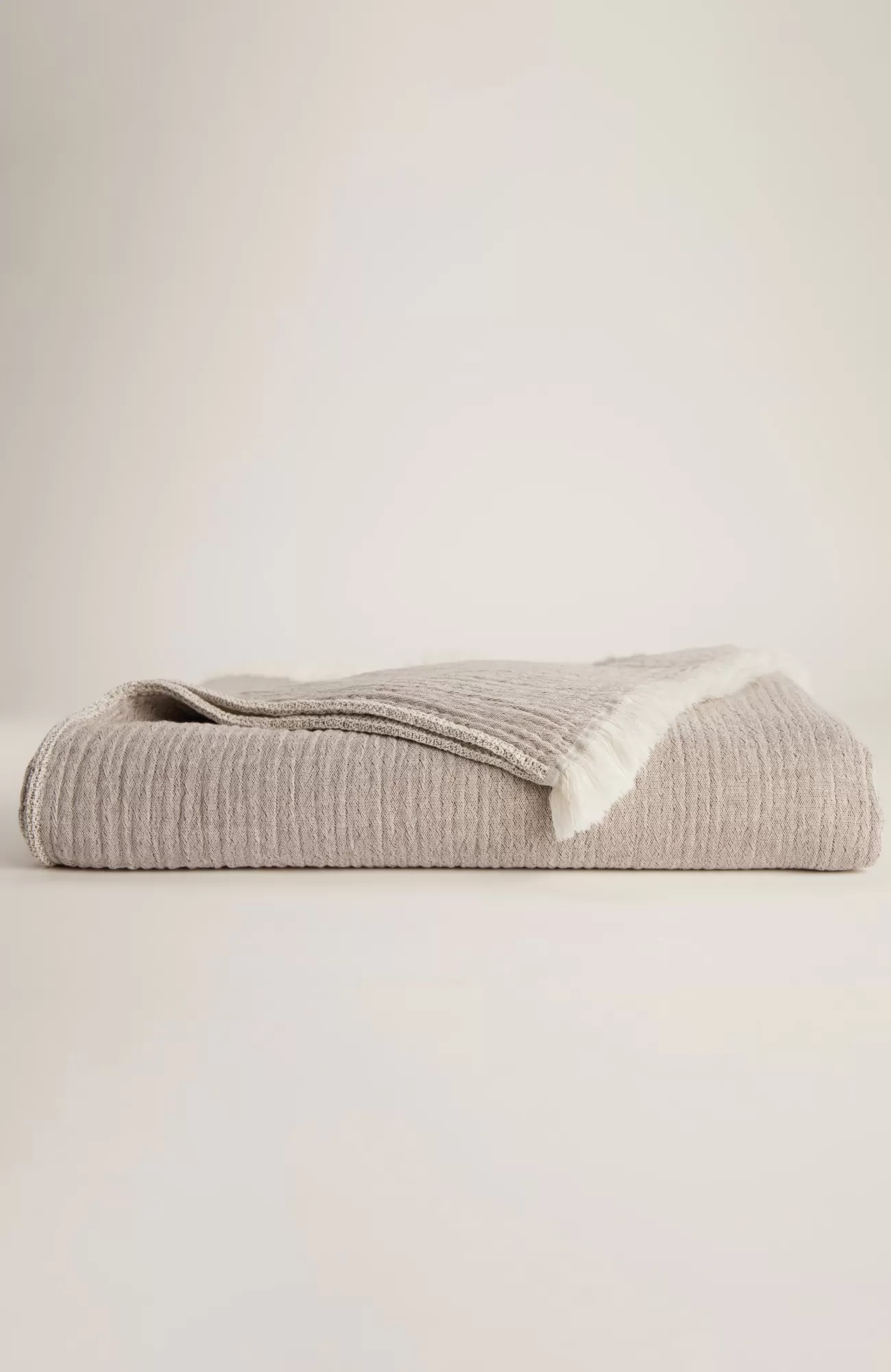 J.Jill Elements Cotton Stonewash Throw Mushroom/cream Hot