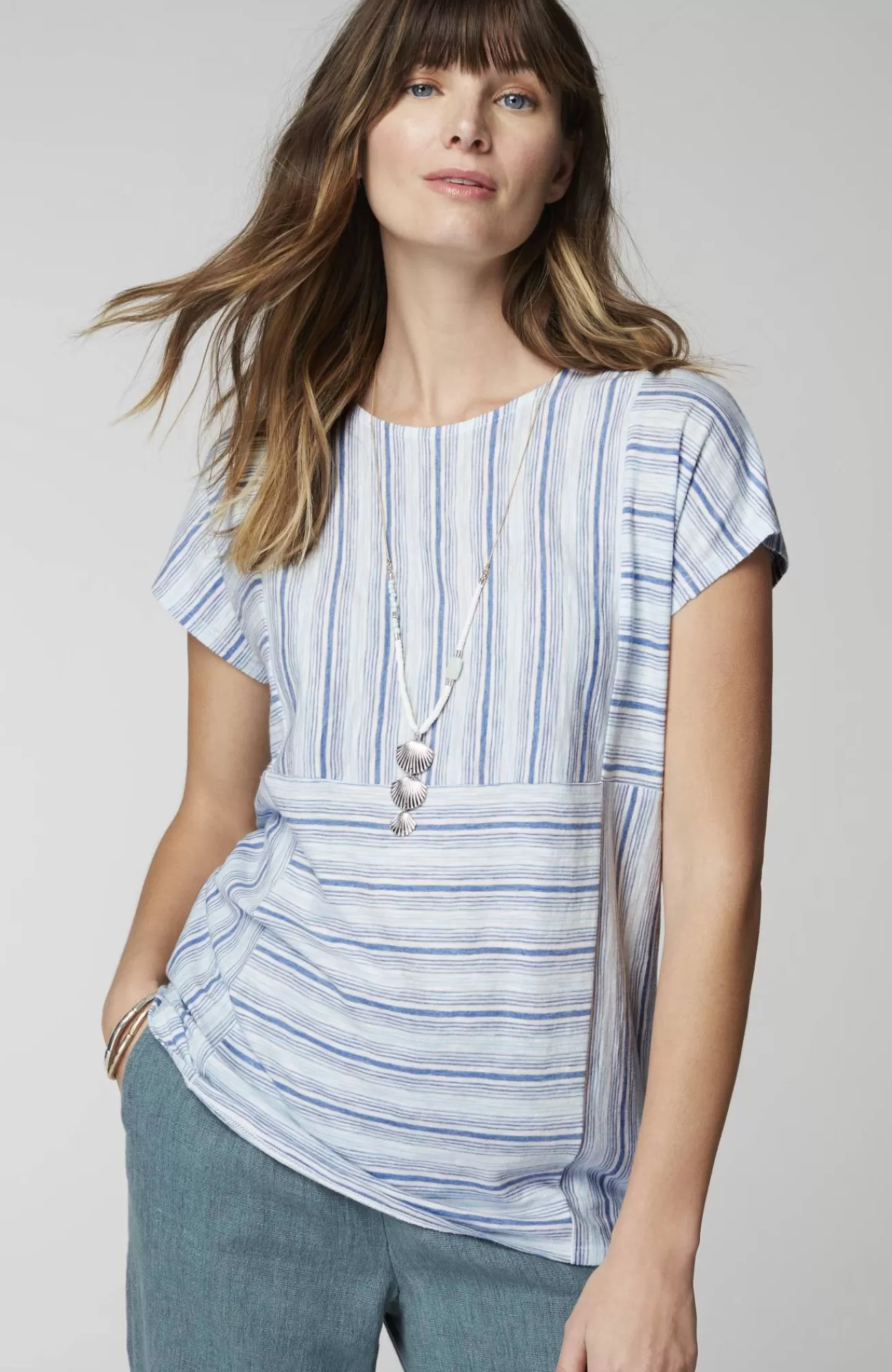 J.Jill Pure Jill Round-Neck Variegated Striped Tee White Multi Fashion